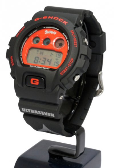 ULTRASEVEN x G-Shock DW-6900FS.jpg